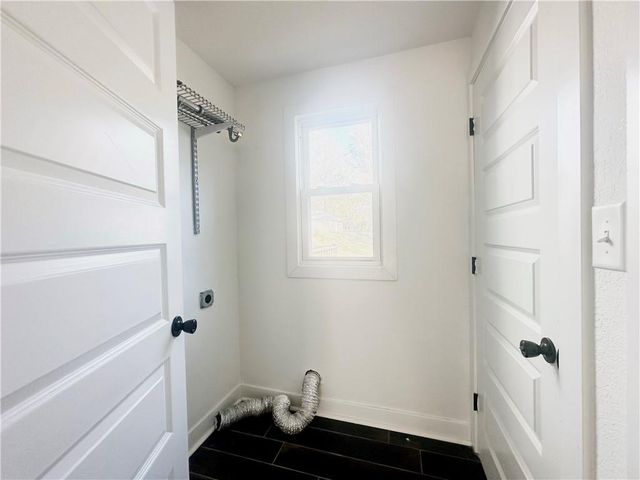 2505 S 18th Street, St Joseph, MO 64503