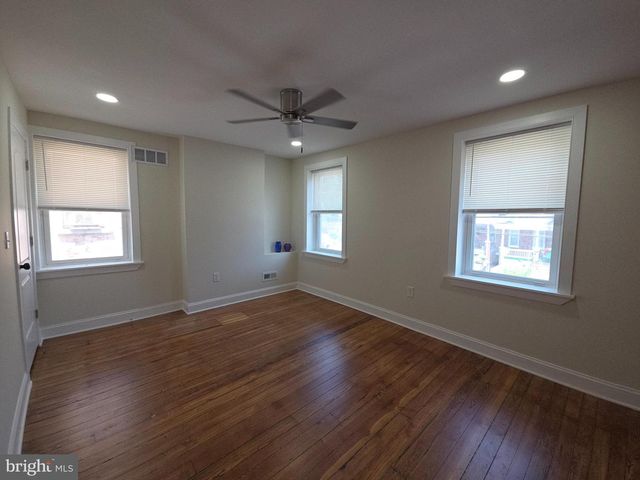 1110 W 6TH ST, Wilmington, DE 19805