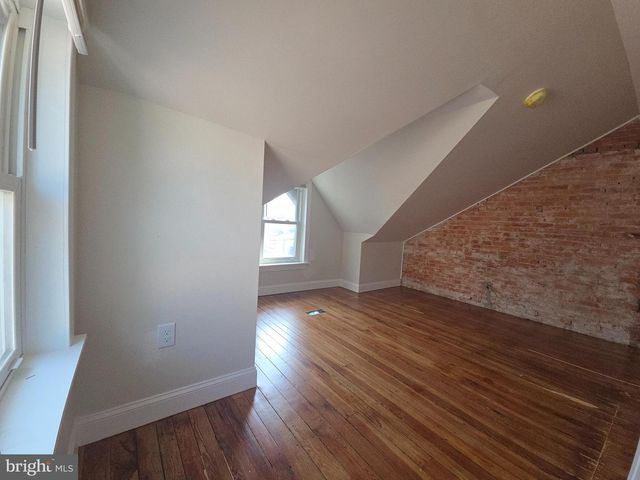 1110 W 6TH ST, Wilmington, DE 19805