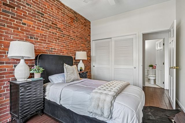28-32 Atlantic Ave 628, Boston, MA 02110