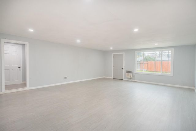 1346 E Princeton, Fresno, CA 93704