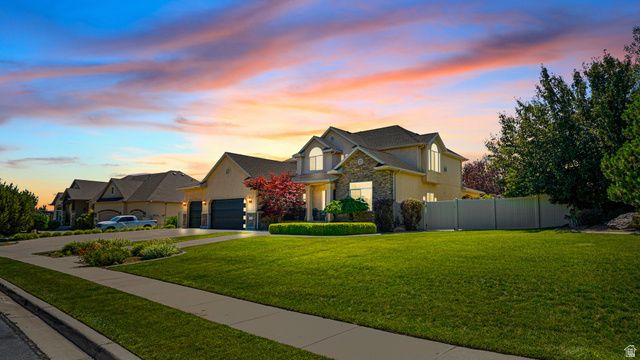 11597 N SUNSET HILLS DR, Highland, UT 84003