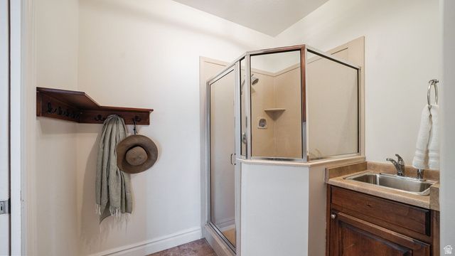 11597 N SUNSET HILLS DR, Highland, UT 84003