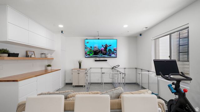 11597 N SUNSET HILLS DR, Highland, UT 84003