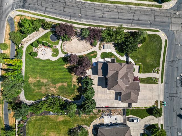 11597 N SUNSET HILLS DR, Highland, UT 84003