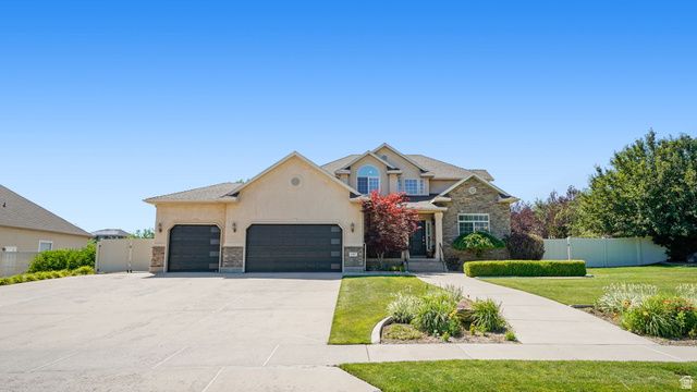 11597 N SUNSET HILLS DR, Highland, UT 84003