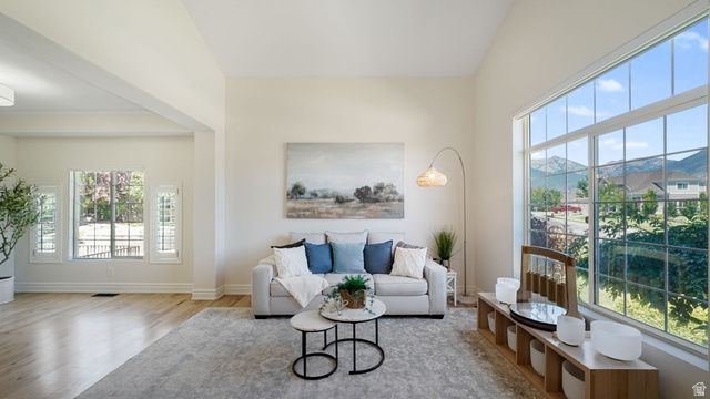 11597 N SUNSET HILLS DR, Highland, UT 84003