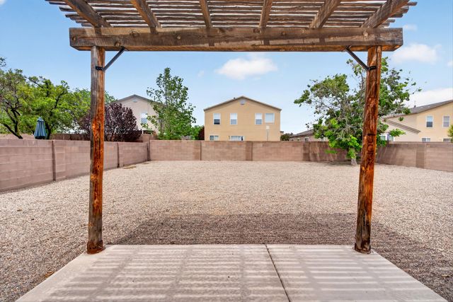 6831 Sirocco Place NW, Albuquerque, NM 87114