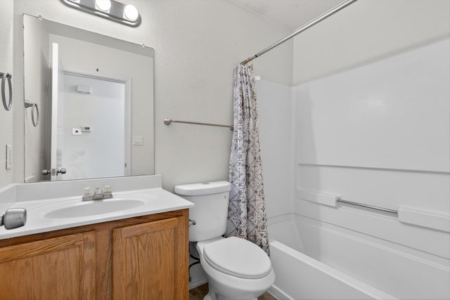 6831 Sirocco Place NW, Albuquerque, NM 87114