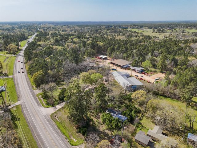1893 Us Hwy 190 Drive, Huntsville, TX 77340