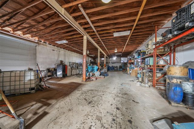 1893 Us Hwy 190 Drive, Huntsville, TX 77340