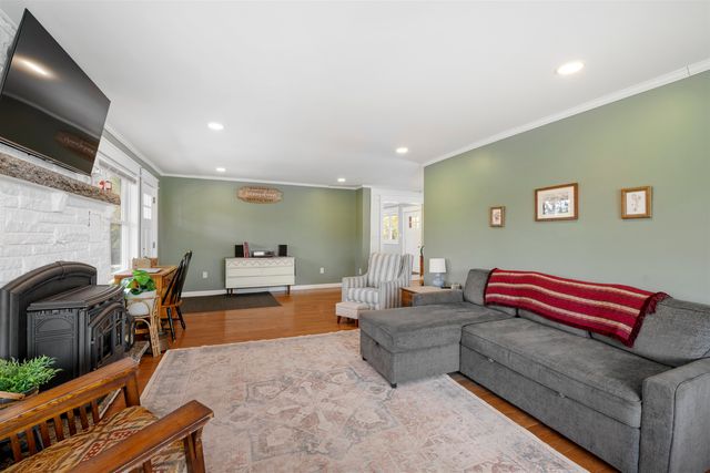 128 Gale Street, Canaan, VT 05903