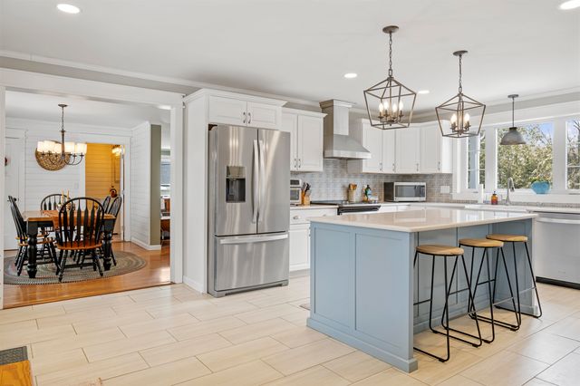 128 Gale Street, Canaan, VT 05903