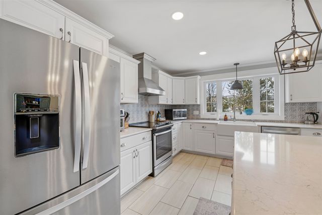 128 Gale Street, Canaan, VT 05903