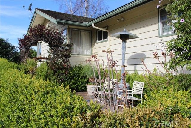 1909 Pineridge, Cambria, CA 93428