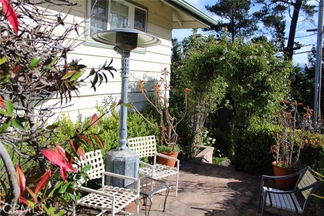 1909 Pineridge, Cambria, CA 93428