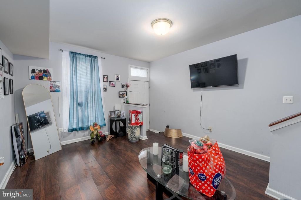 Image 3 of property listing at 1710 PRESBURY ST, Baltimore, MD 21217