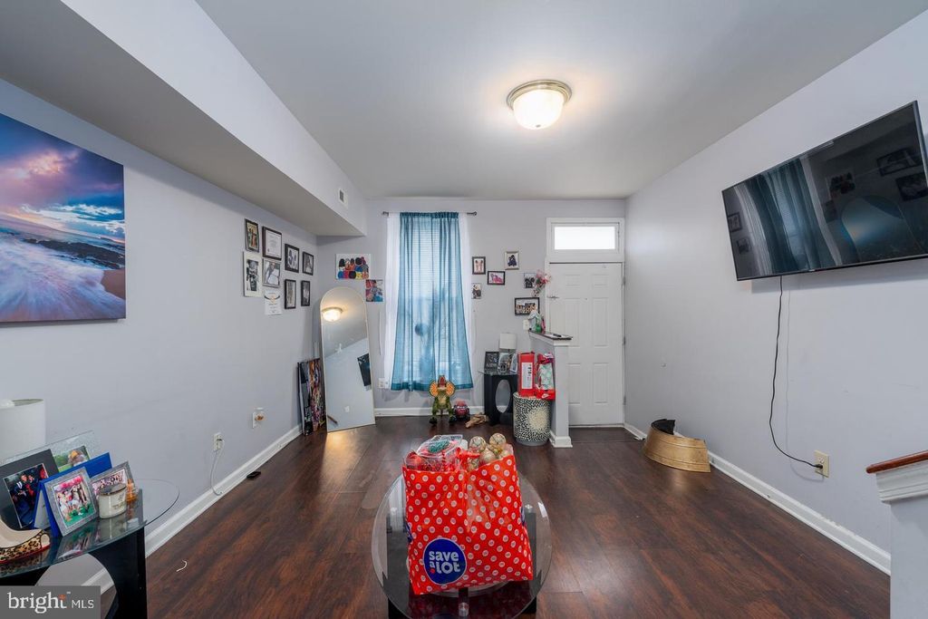 Image 5 of property listing at 1710 PRESBURY ST, Baltimore, MD 21217