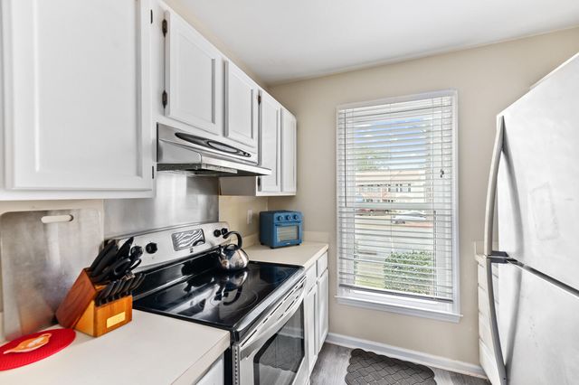 208 Reserve Way, Summerville, SC 29485