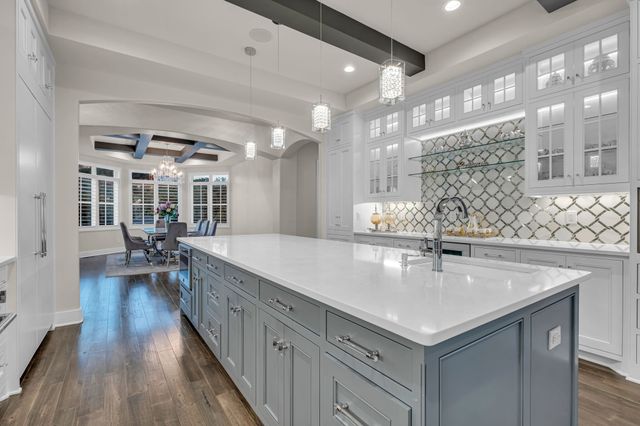 1065 Stockett Dr, Nashville, TN 37221