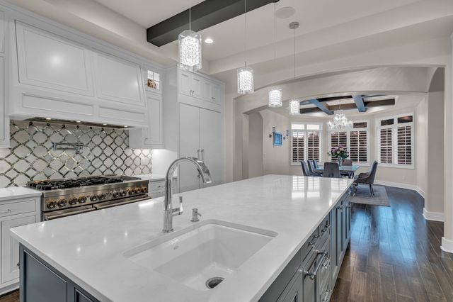 1065 Stockett Dr, Nashville, TN 37221