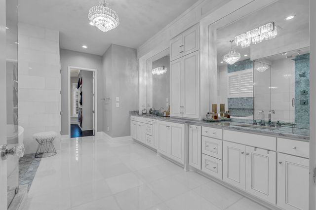 1065 Stockett Dr, Nashville, TN 37221