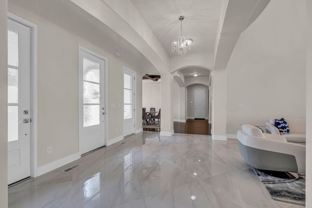 1065 Stockett Dr, Nashville, TN 37221