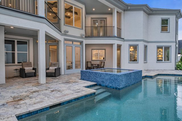 1065 Stockett Dr, Nashville, TN 37221