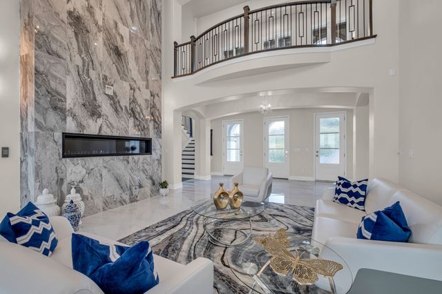 1065 Stockett Dr, Nashville, TN 37221