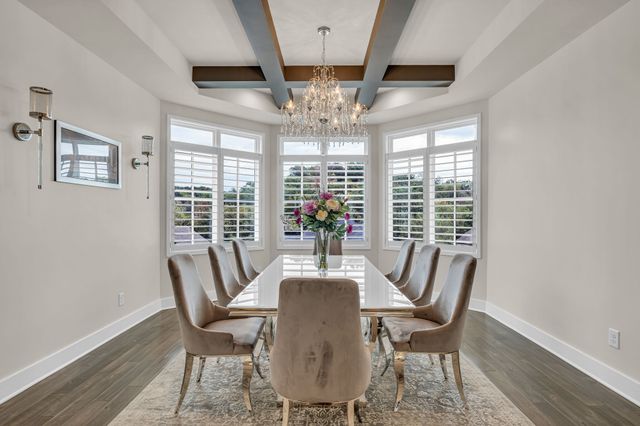 1065 Stockett Dr, Nashville, TN 37221