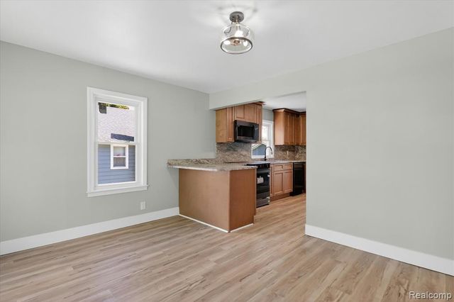 677 Lucille Drive, Wolverine Lake, MI 48390