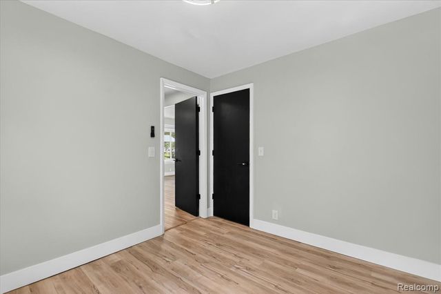 677 Lucille Drive, Wolverine Lake, MI 48390