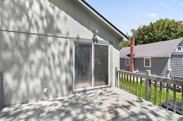 677 Lucille Drive, Wolverine Lake, MI 48390