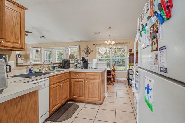 321 Corinne Ln., Conway, SC 29526