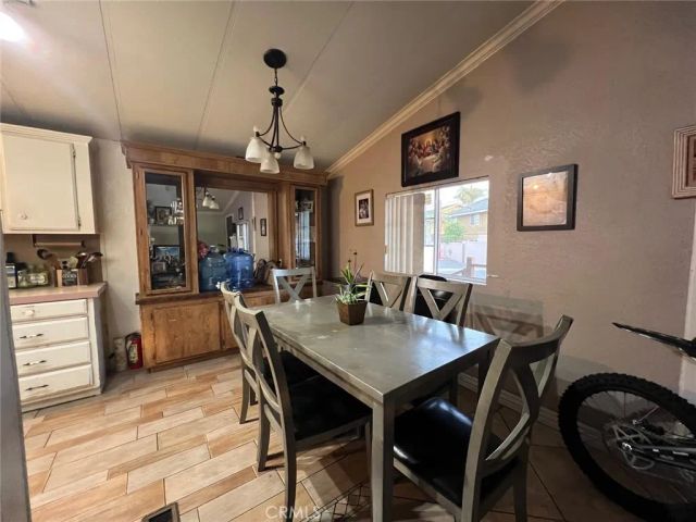 518 S Sullivan 80, Santa Ana, CA 92704