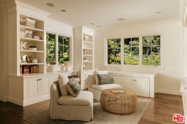 456 N Bundy Drive, Los Angeles, CA 90049