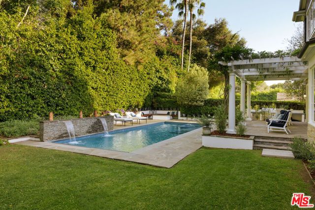456 N Bundy Drive, Los Angeles, CA 90049