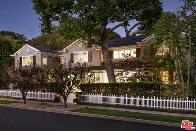 456 N Bundy Drive, Los Angeles, CA 90049