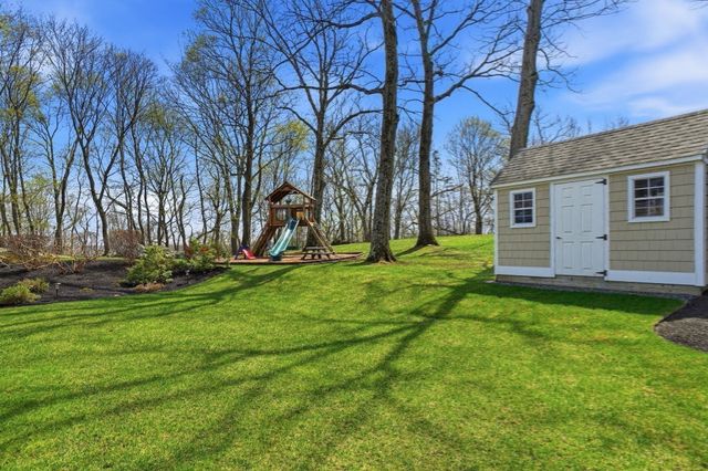 21 Chadbourne Road, Lexington, MA 02421