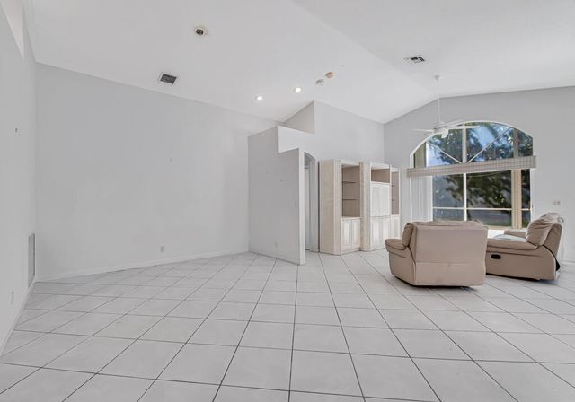 9624 Honeybell Circle, Boynton Beach, FL 33437