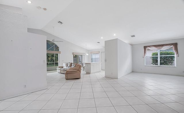 9624 Honeybell Circle, Boynton Beach, FL 33437