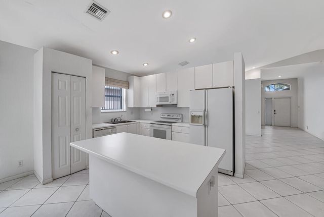 9624 Honeybell Circle, Boynton Beach, FL 33437