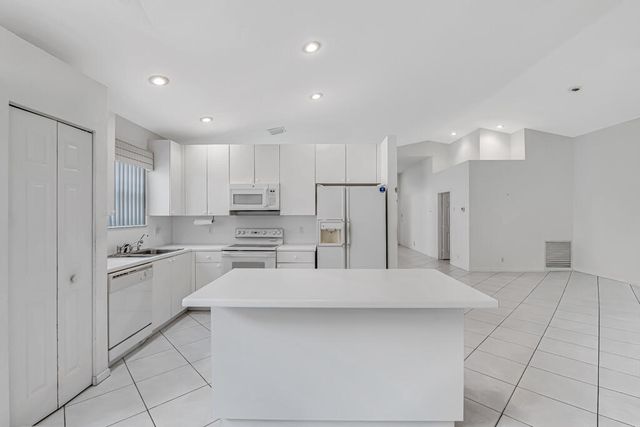 9624 Honeybell Circle, Boynton Beach, FL 33437