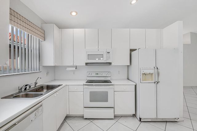 9624 Honeybell Circle, Boynton Beach, FL 33437