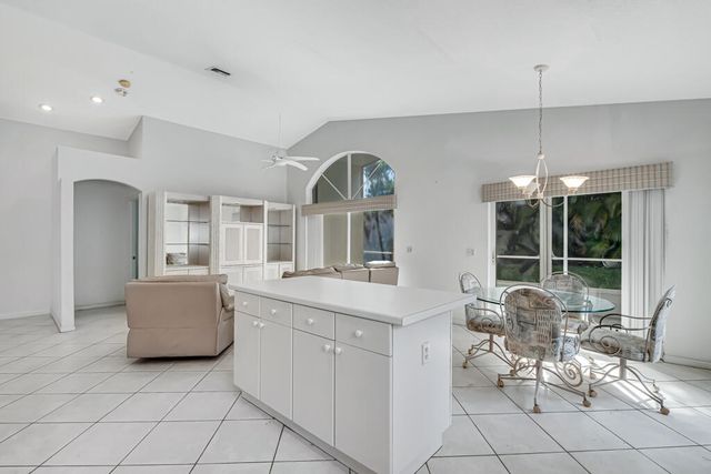 9624 Honeybell Circle, Boynton Beach, FL 33437