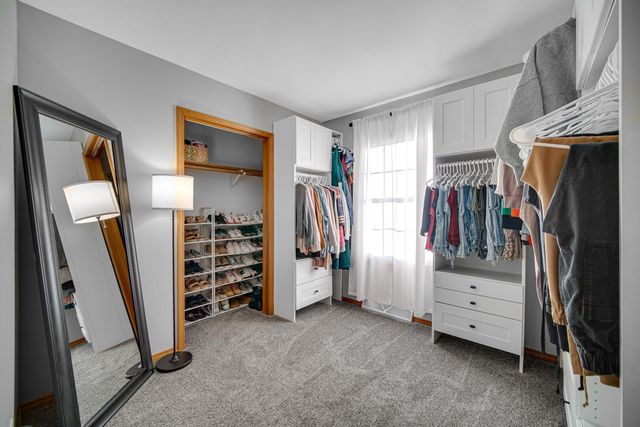 241 Brandt Place, Hobart, IN 46342