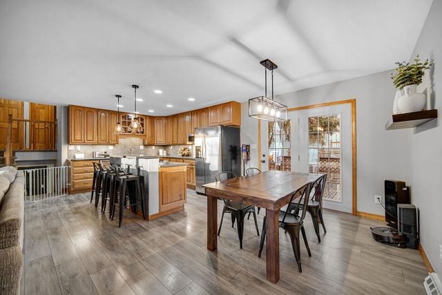 241 Brandt Place, Hobart, IN 46342