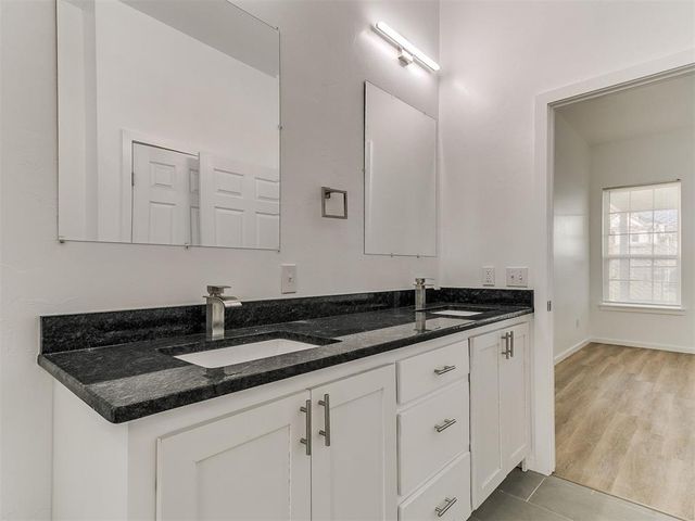 624 E Harrison Avenue, Guthrie, OK 73044