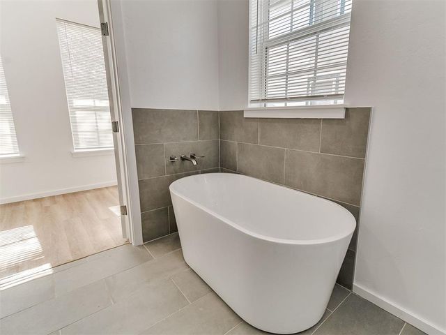 624 E Harrison Avenue, Guthrie, OK 73044