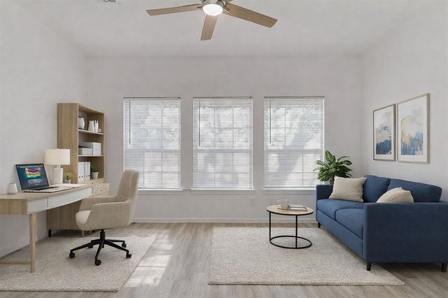 624 E Harrison Avenue, Guthrie, OK 73044